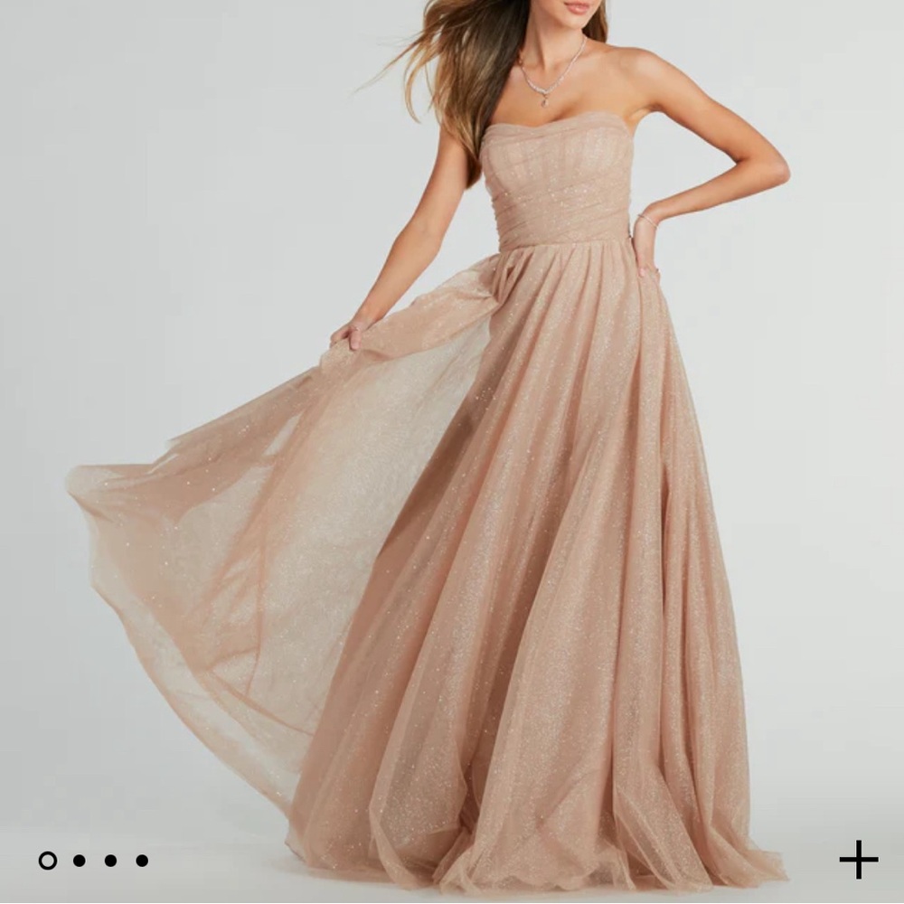 Windsor Maryanne Strapless A-Line Glitter Tulle Ball Gown Sz. 3 OBO
